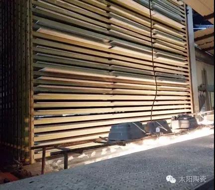 1554688288468373.jpg i.jpg